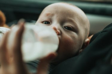 les avantages des biberons en verre pour la santé de votre bébé